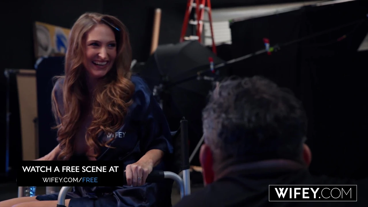 WIFEY Married MILF Brandi Johnson Gets Spit-Roasted And Creampied While Hubby Watches