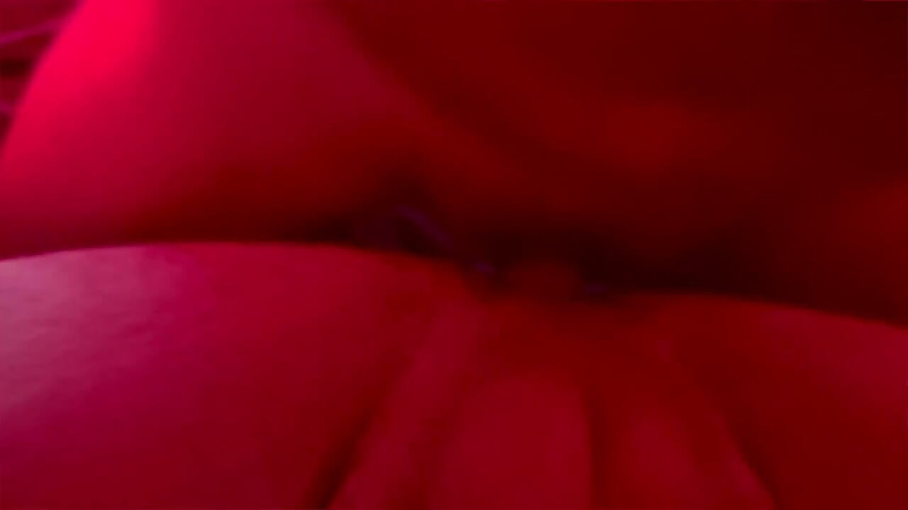 Red Makes Us Horny