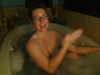 Amber takes a bath