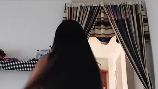 Он просит меня для моего