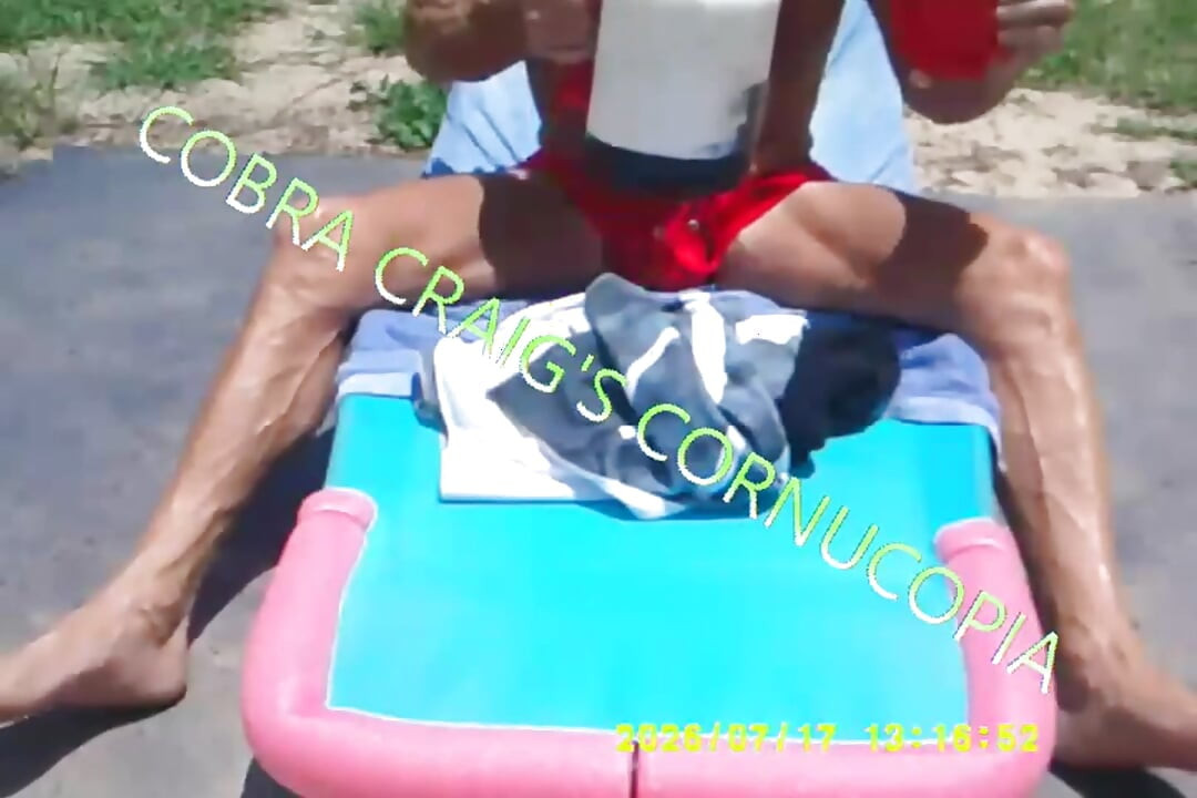 7-17-2026 FRONT TANNING THE DANCING  FRONT TANNING SHE BLINDED ME WITH SCIENCE BAHAHAHA.mp4