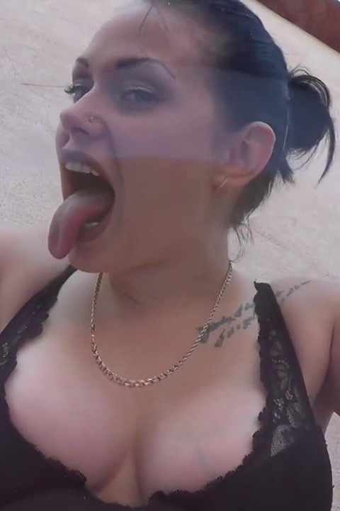 Consuming 2 Ousters From the Glass! Eat & Mouth & Lip & Tongue Fetish!