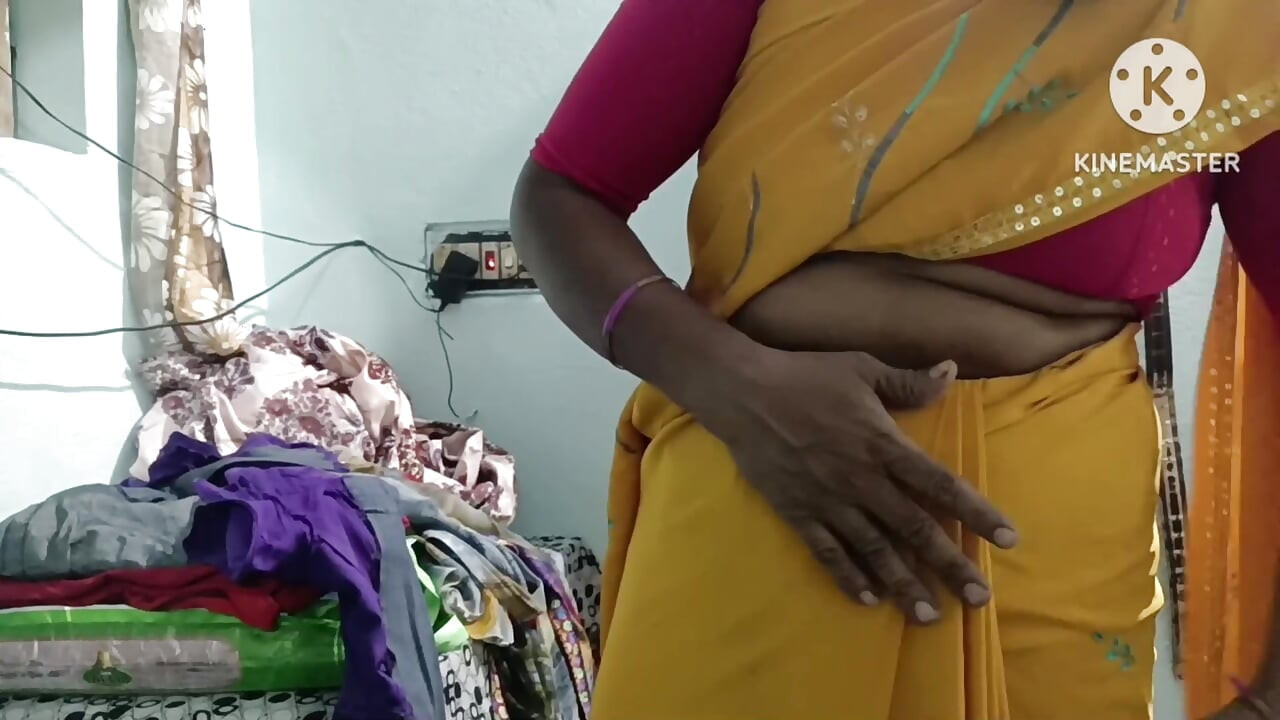 Istri desa india lagi pamer memeknya sambil vering