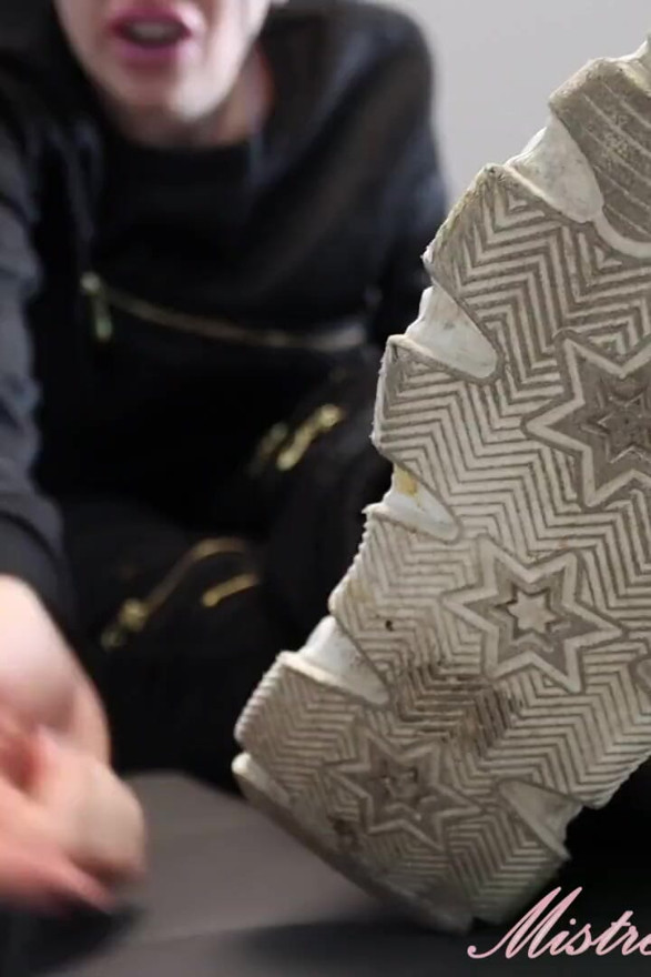 Edge Game a Month Long! Day 4! Dirty Shoes and Smelly Socks Domination!