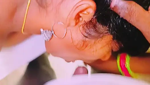 Dorftante betrügt ehemann und fickt den vater des ehemanns. Telugu dirtytalk.