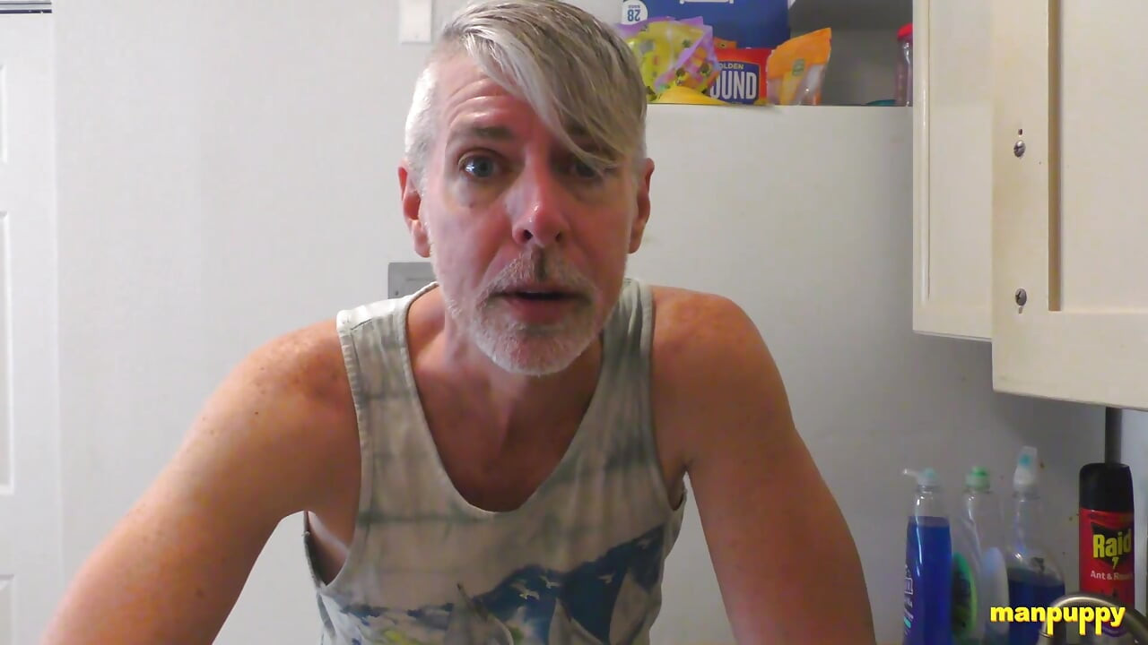 ManPuppy Richard Lennox Humiliates His Tiny Stepson With a Gross Smoothie