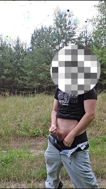 Outdoor teen masturbation and cum challange