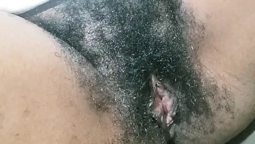 Pussy sex in the company of British amateur creates a seductive adult fantasy filled with natural chemistry