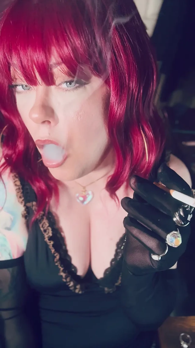 Miss Tina Snua Loves To Dress Up for Her Fans & Smoke A Cigarette - Drifts OMI Snap Inhales OME Smoke Rings