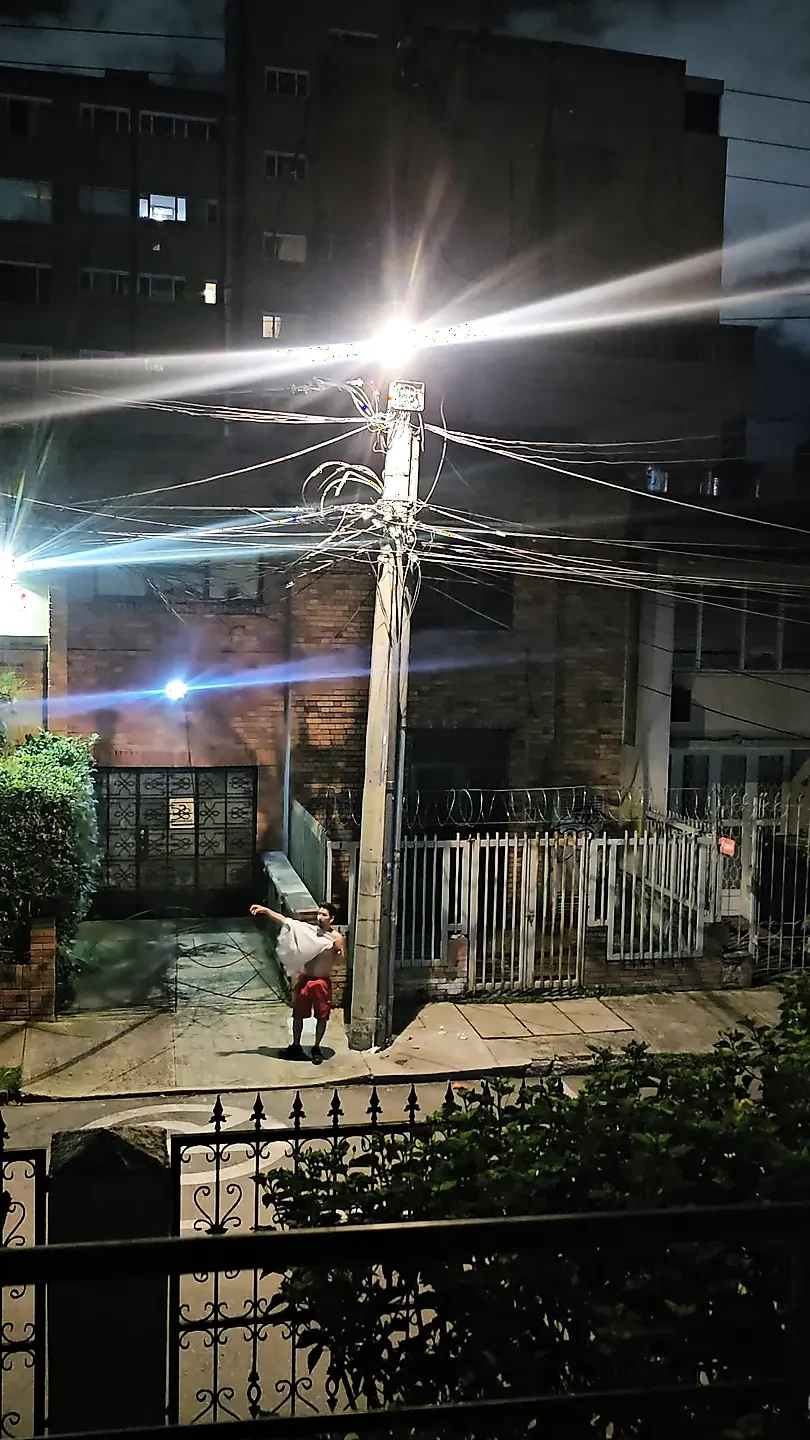 Outdoor jerkoff