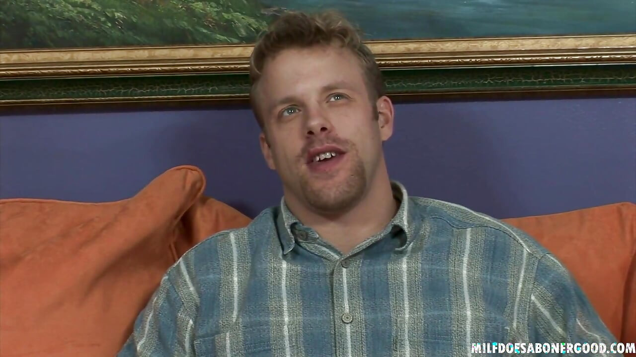 Movie From Delarosa of MILF Does a Boner Good