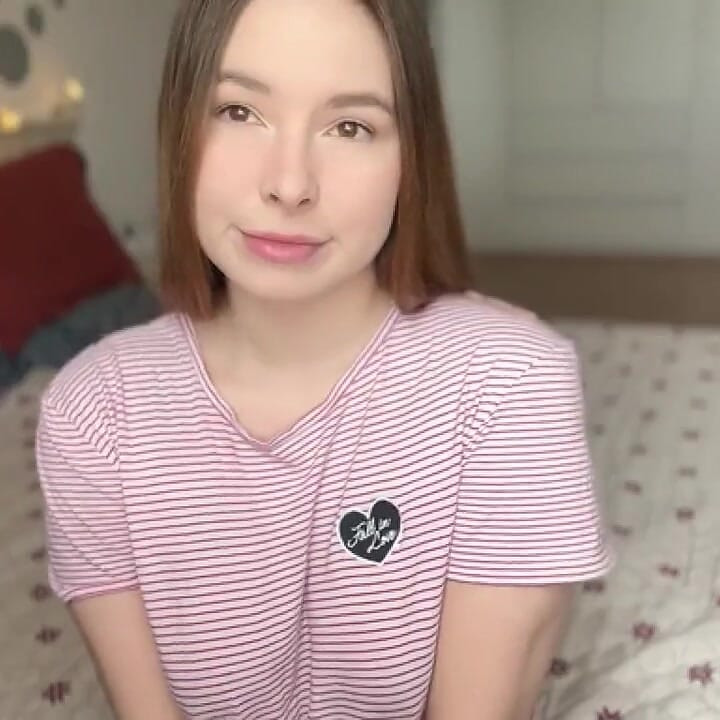 Teen girl masturbation