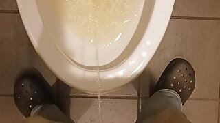 Ich pissen