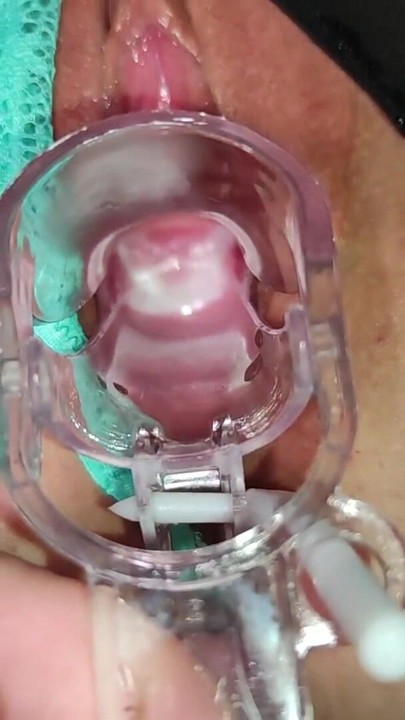 Nhìn sâu bên trong âm hộ ướt át - cận cảnh chơi âm hộ | Đoạn video ngắn 3