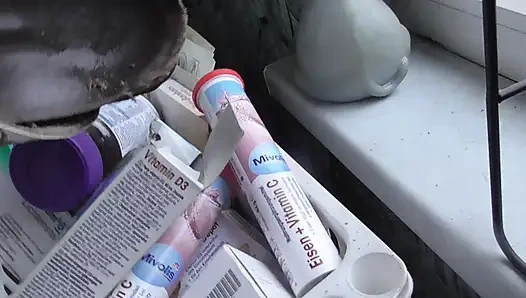 Sandal bekerja dengan kaki saya