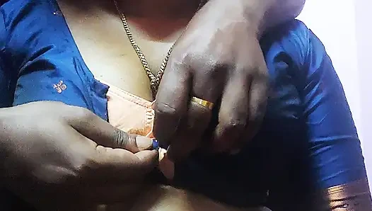 Baba hardcore seks dengan bhabhi desi panas di kamar.