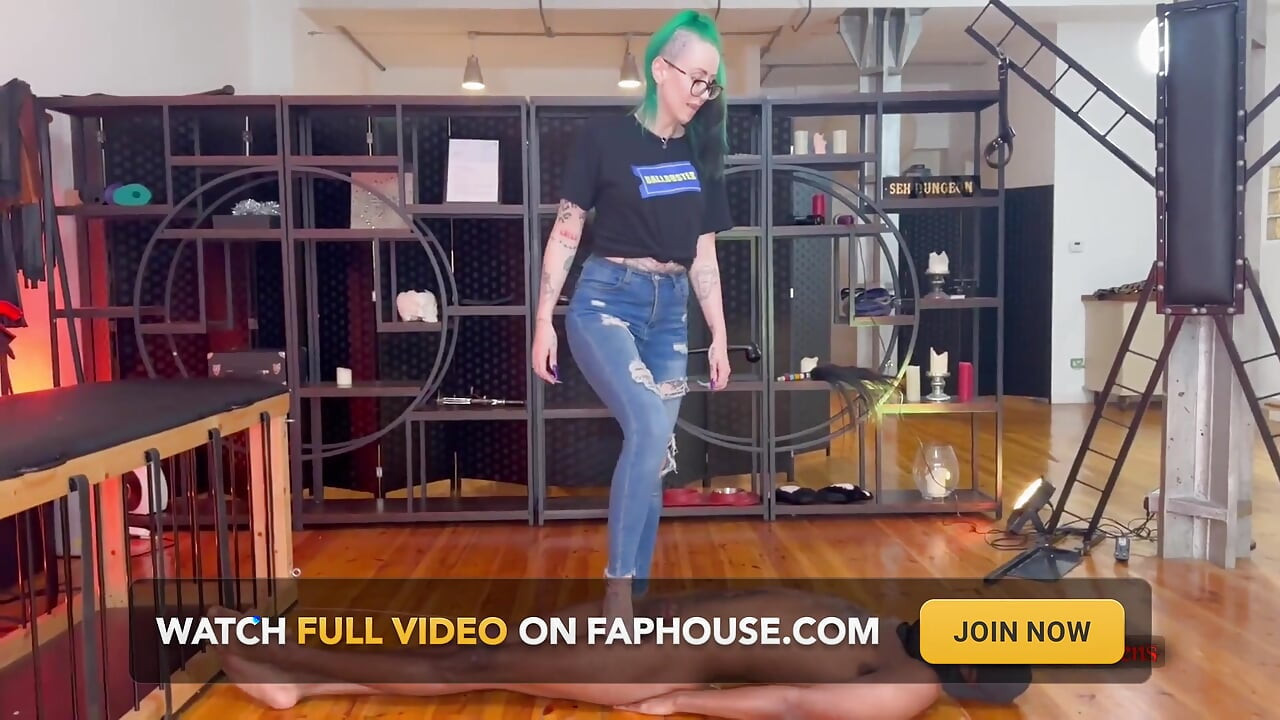 Temptress nightshade - ilk kez squish (hd 1080p mp4)