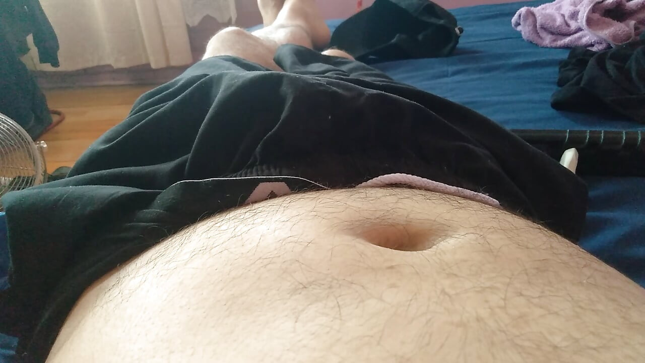 Strongman yakın çekimde süper yarağıyla çıplak