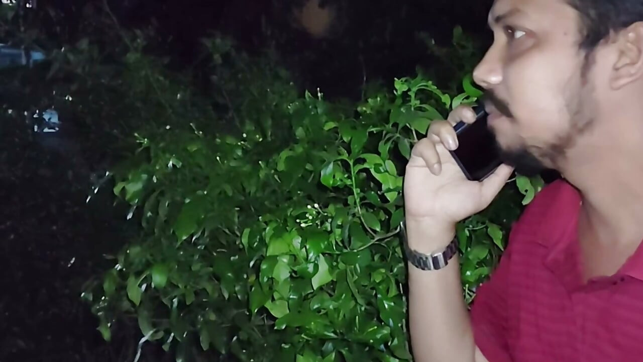 Pani me Nasha ka dawae Mila ke pilaya aur raat bhar chudae kiya
