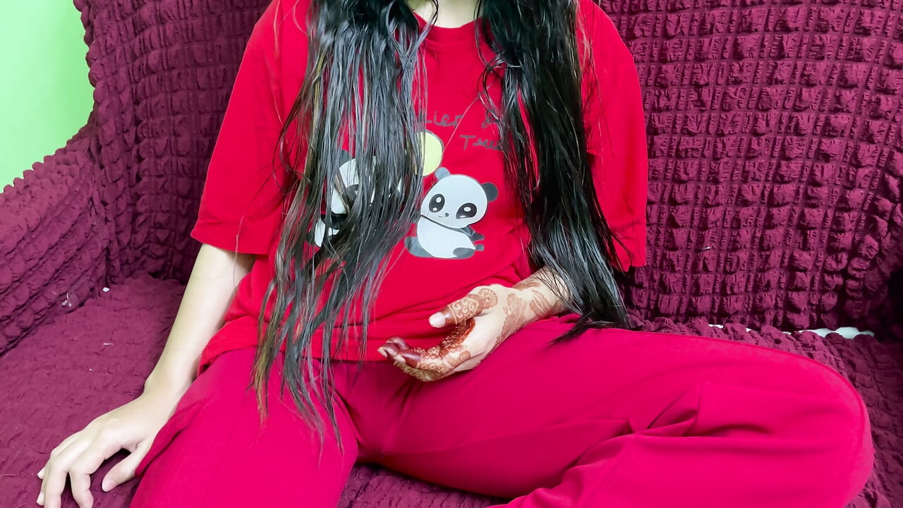 My Desi sexy stepsister gets very happy to fucking with me