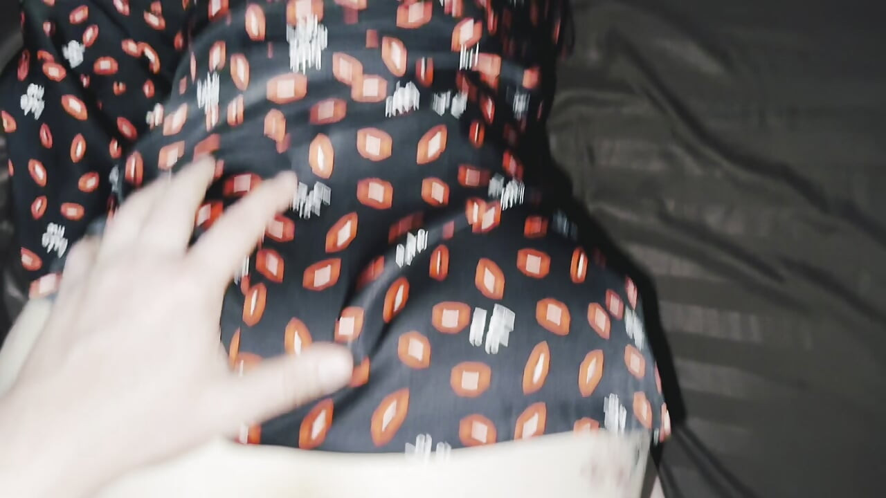 Milf stepmom on anal, on the floor of the bump, and she liked it!