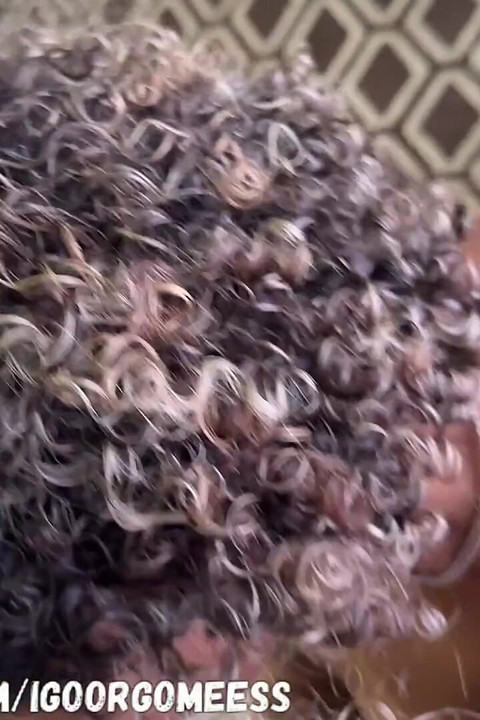 巴西情人喜欢吮吸我的鸡巴