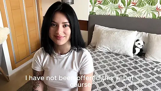 Она Не Смогла Заплатить Специалисту По Обслуживанию Бассейна, Поэтому Предложила Кое-что Другое