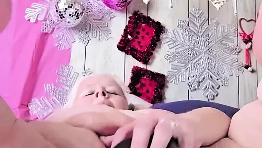 Трахаю шлюшку грязную киску заставить ее пердеть Не удивительно, он так жестко