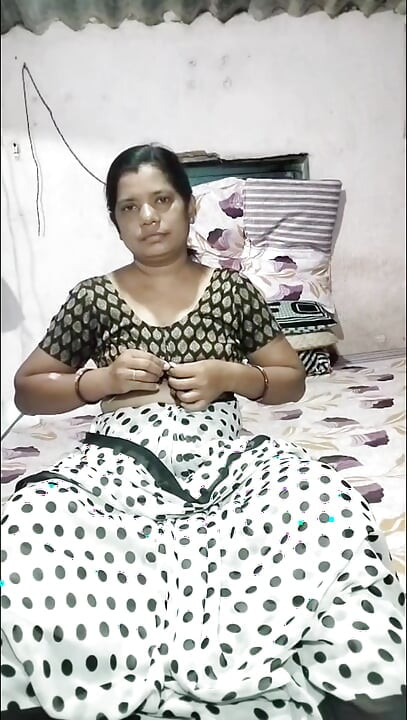 DESI BHABHI ON FIre.