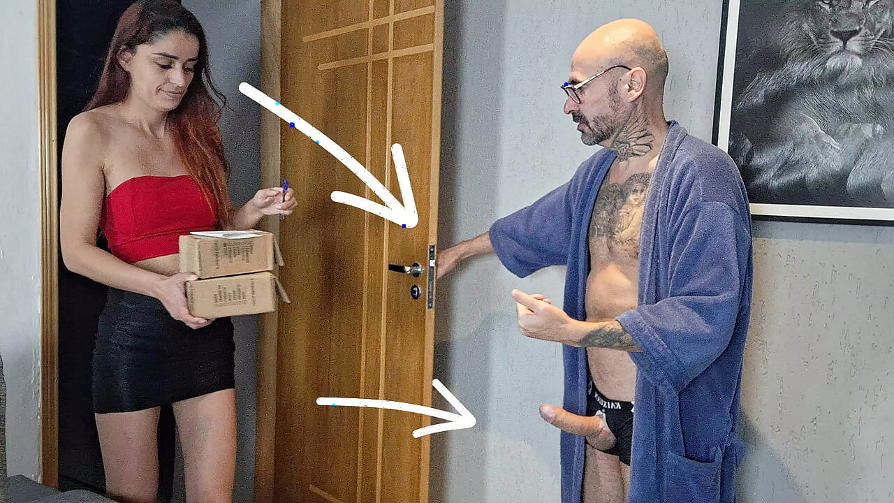 Perverted Old Man Receives Delivery Girl with His Dick Out!