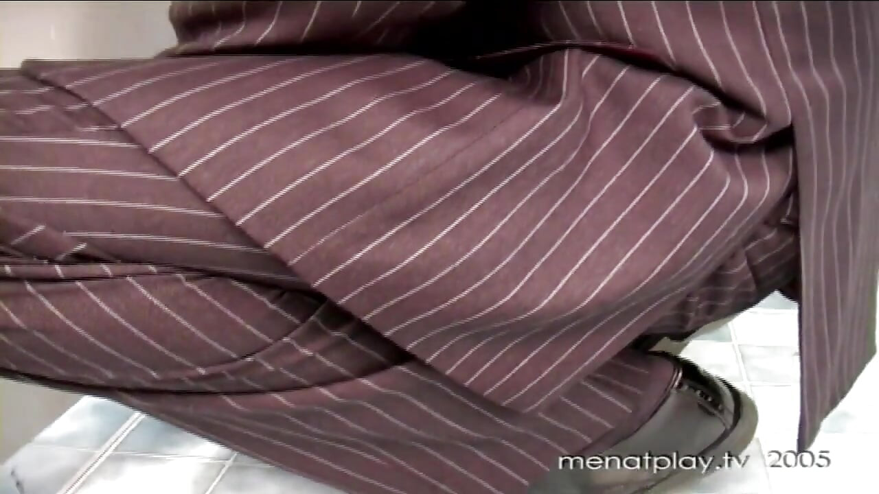 Executive Gloryhole 2