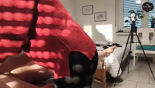 DomLadyMia-SlaveOfM Red welts for the slave part 6