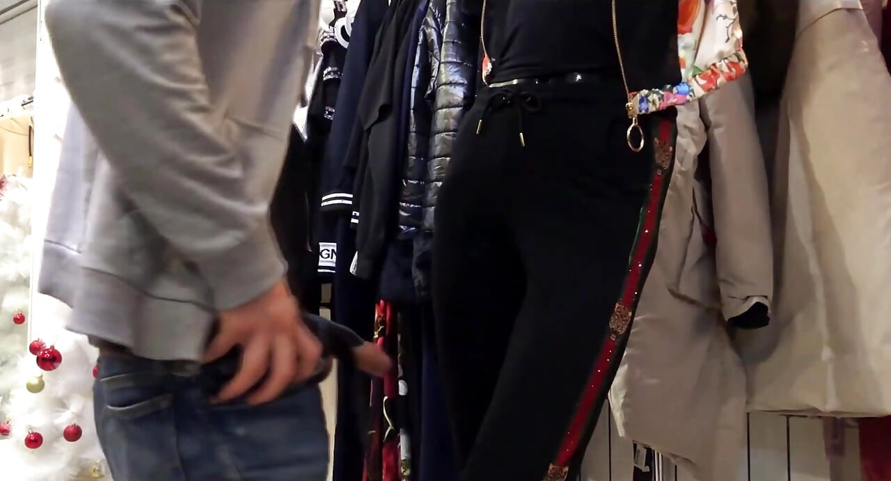 A straight guy with a hot ass fucks a mannequin in a shop! Risky masturbation in a public place