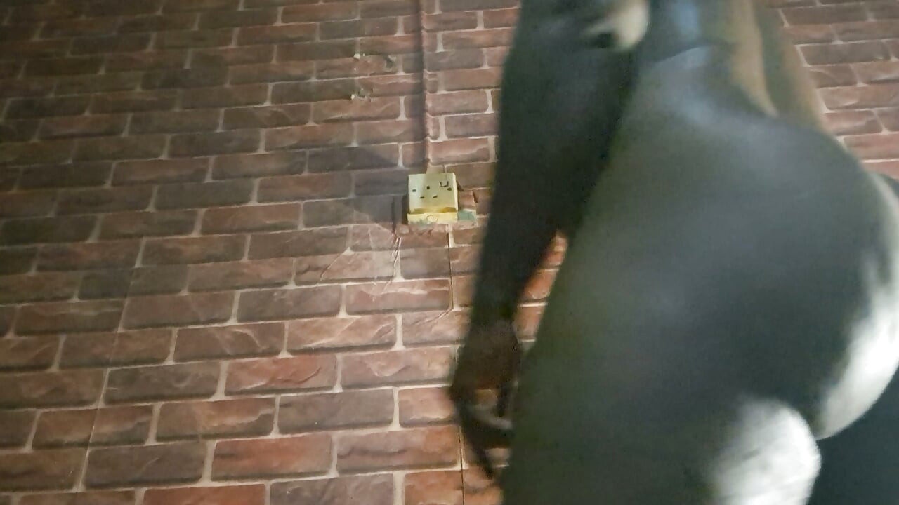 Thick fat booty boy twerk