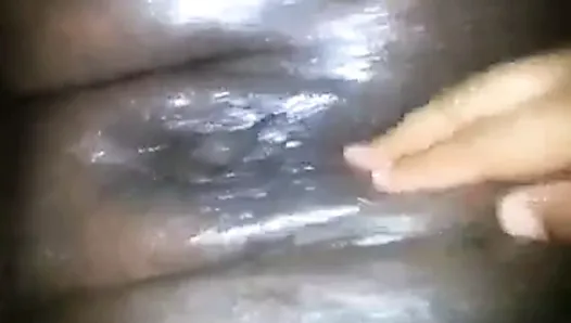 Fat Black pussy fingering