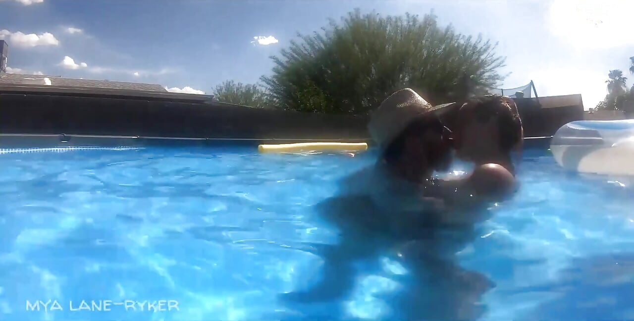 Nine Months Preganant Pool Sex