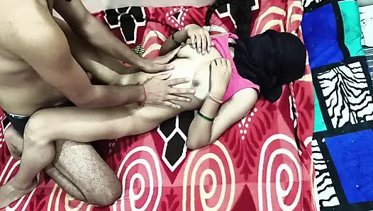 Beutiful kız ilk kez sert sikiş videosu