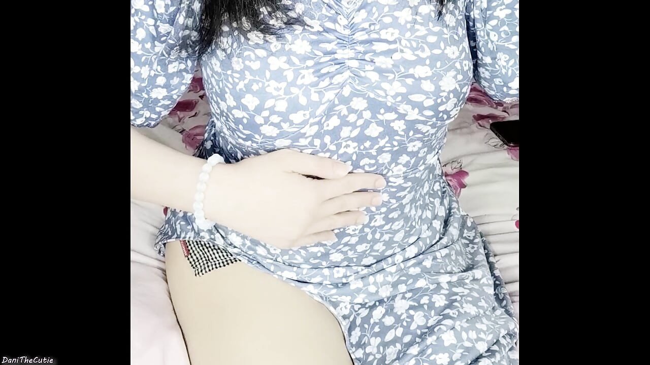 frumoasa filipineză transsexuală DaniTheCutie te-a supt în timpul călătoriei tale la Manila