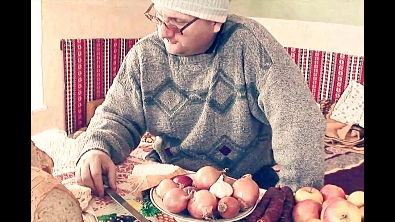 Old Man Couple Fuck with Her Getting Cum on Pussy