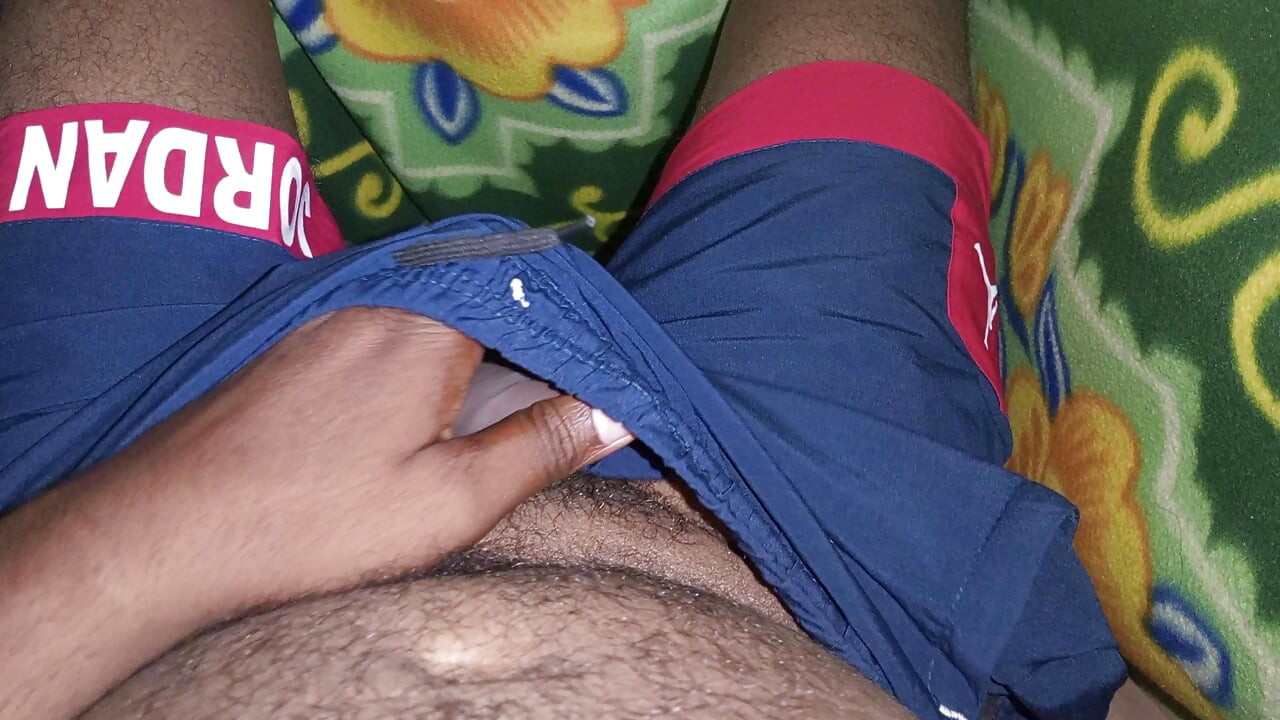 Gay Boy Masturbates