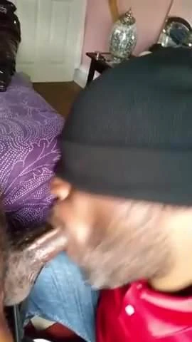 DL Guy Sucking Dick