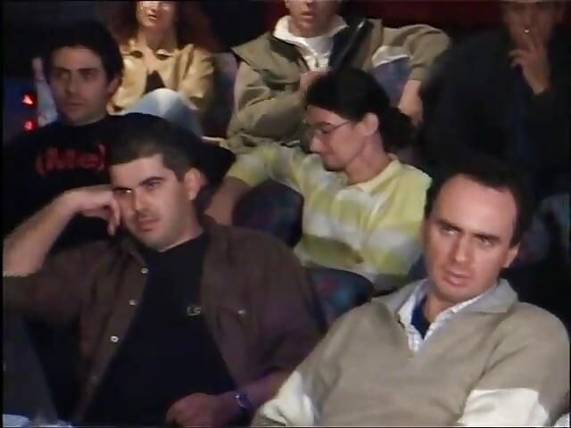 Amatorskie ogangbang w planie festiwalu porno