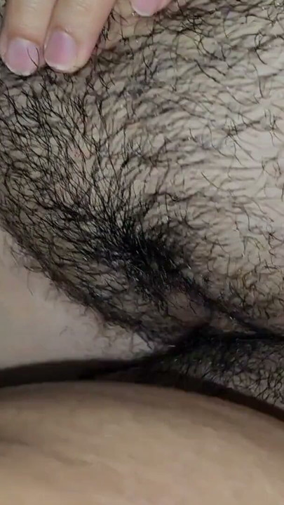 Eerste zelfgemaakte seks met mijn echte creampie stiefzus | Clip 1