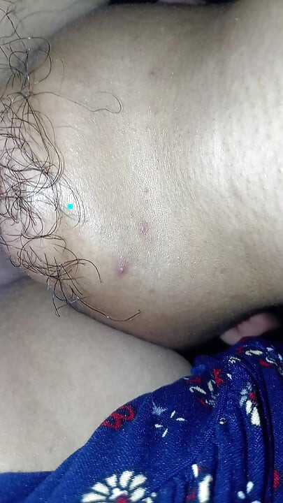 Nepali Villege Wife Fingering And Closeup Tong Brings pussy eating Puti chater maja liyako