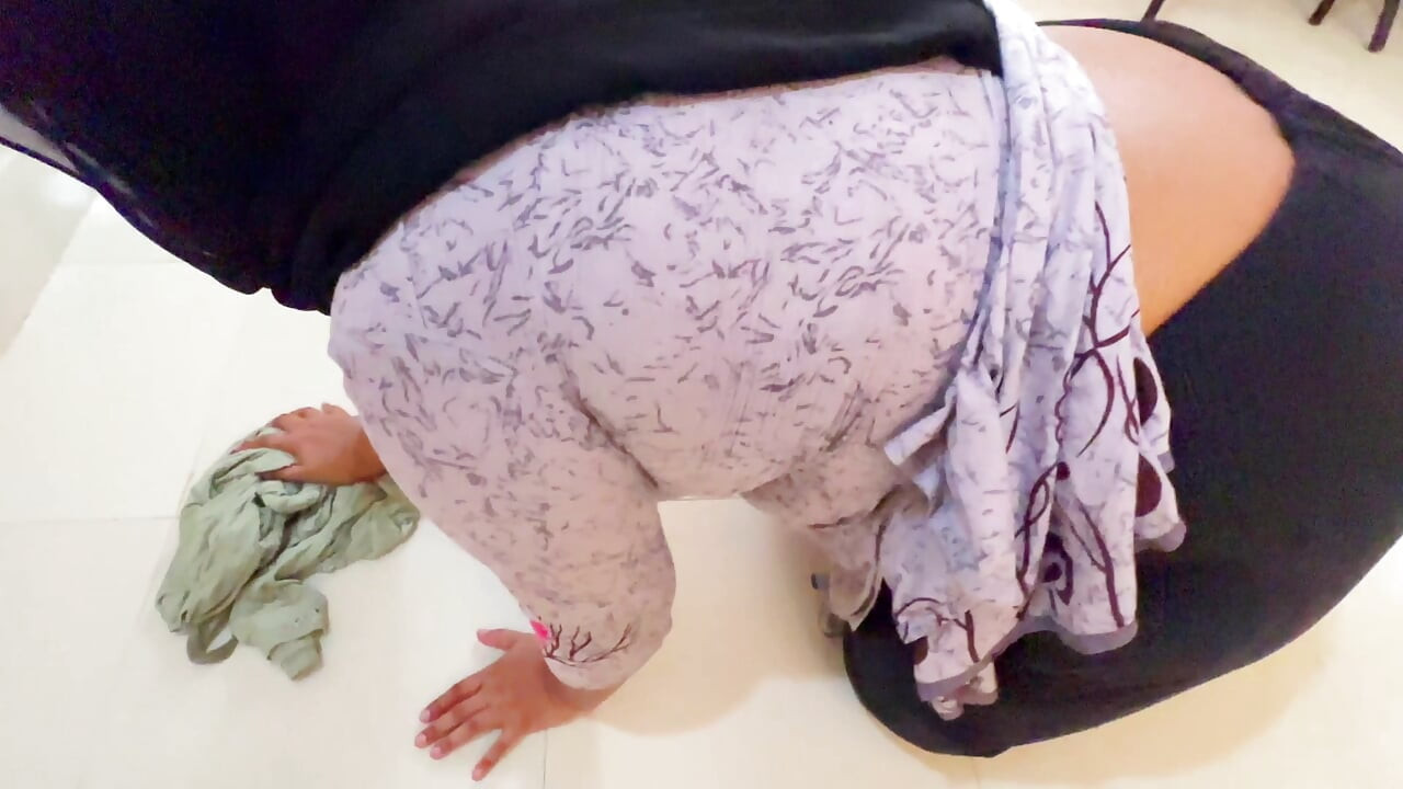 19yo Big Ass and Big Tits BBW Hot Maid Fucked by Owner While She Cleaning Room - Ep-2