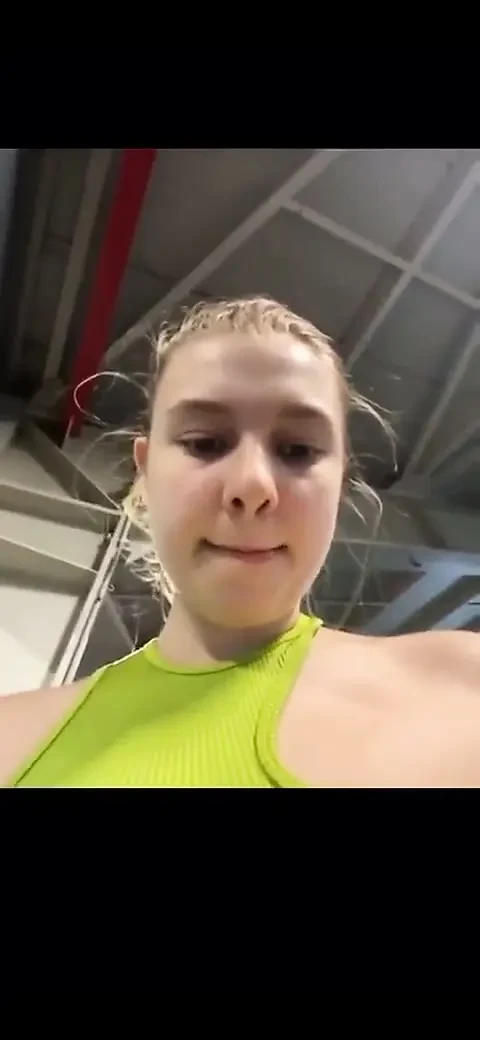 Training and Masturbate in the Gym