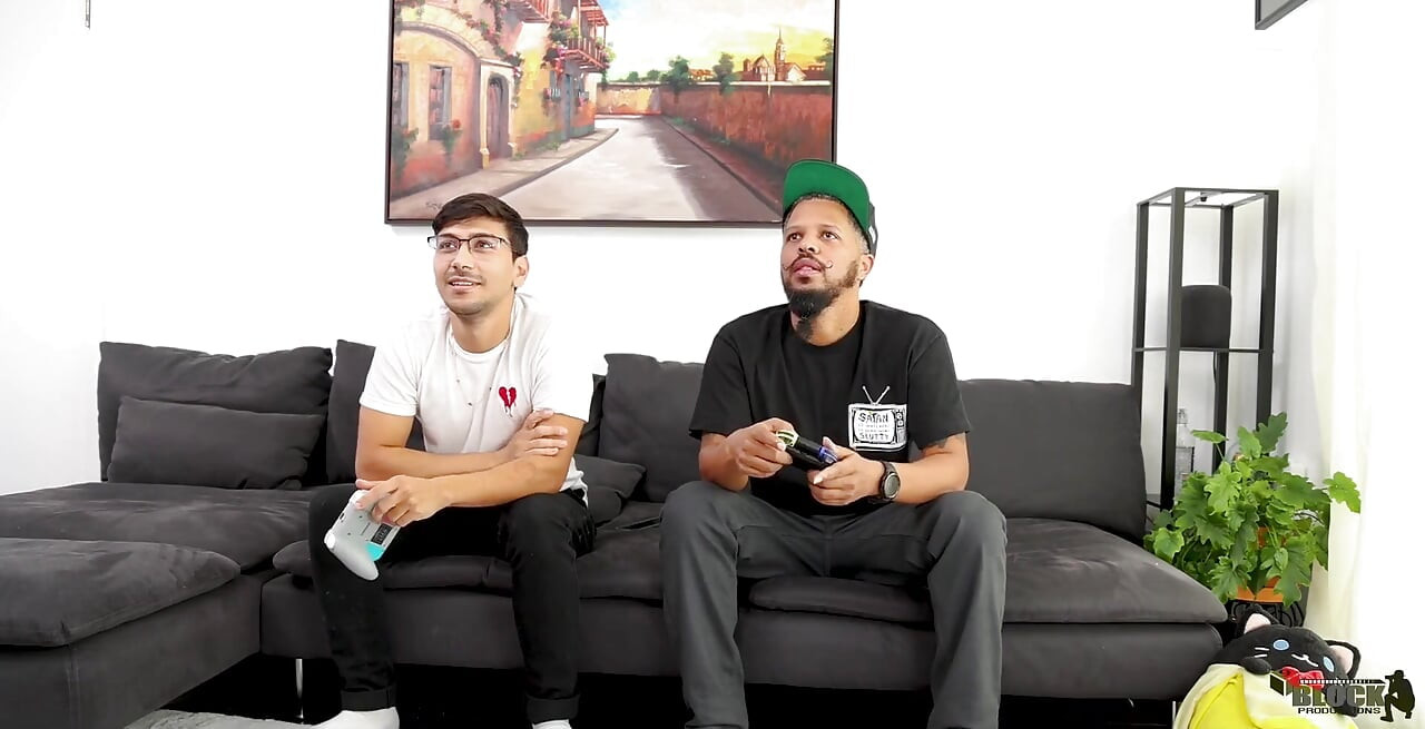 Play Smash Bros or Smash the Bro's Girl