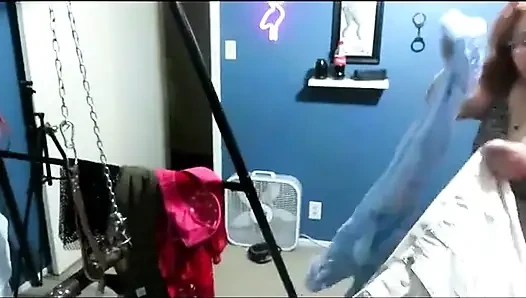 Aman tanrım ben iri güzel kadınım ve yarak yok