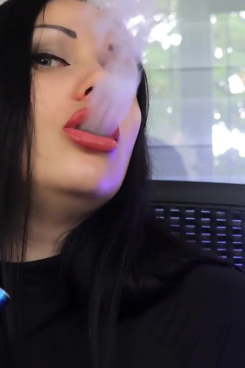 Cum to my big beige seduction and big hookah smoke!