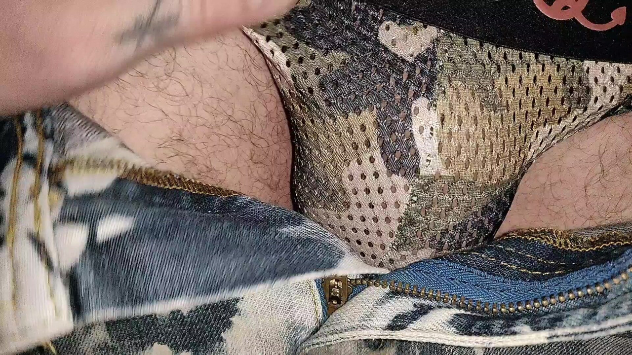 Couldn’t wait, night outdoor tease!